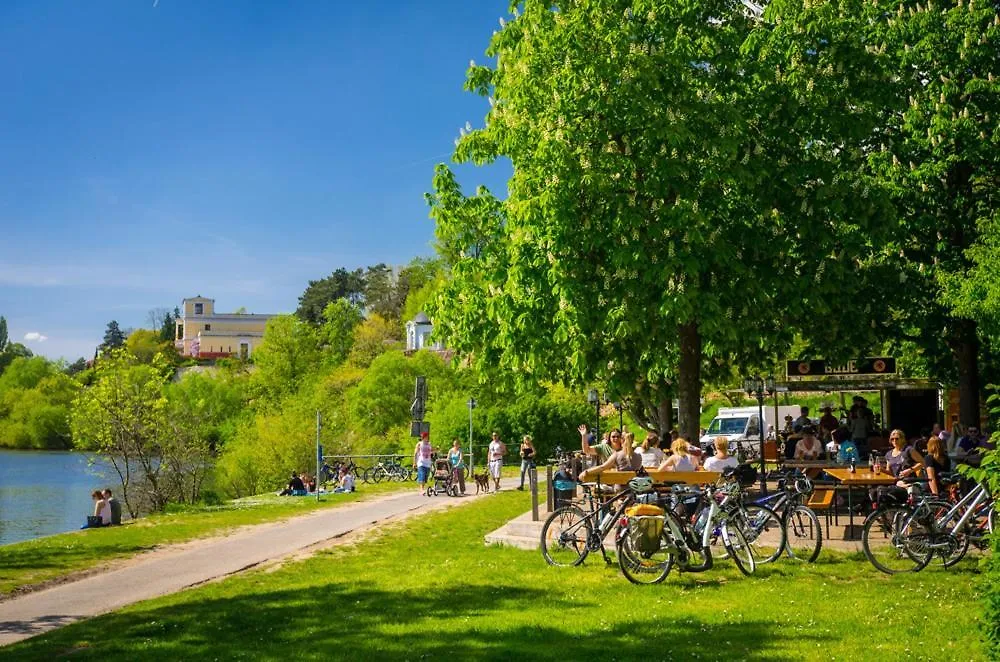 Hotel Zum Goldenen Ochsen Am Schlossgarten Aschaffenburg Germany