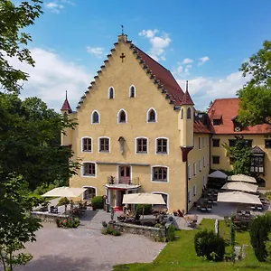 Schloss Zu Hotel