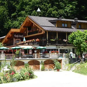 Gasthaus - Pension - Cafe Doerfl Guest house